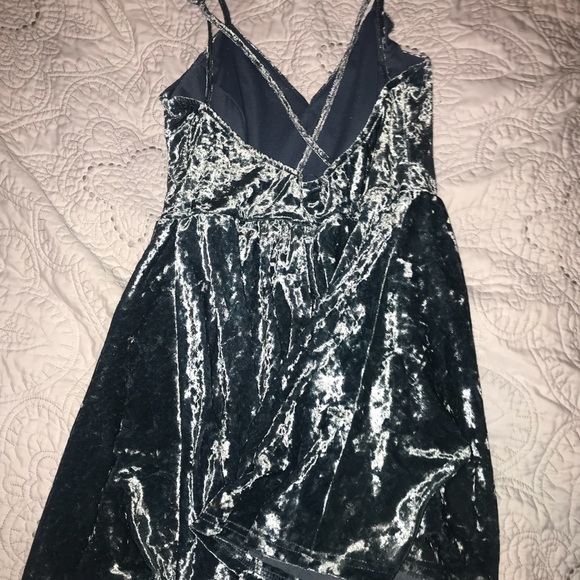 romper - Picture 2 of 2